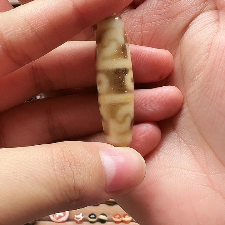 玛瑙/玉髓颈饰未镶嵌逸*