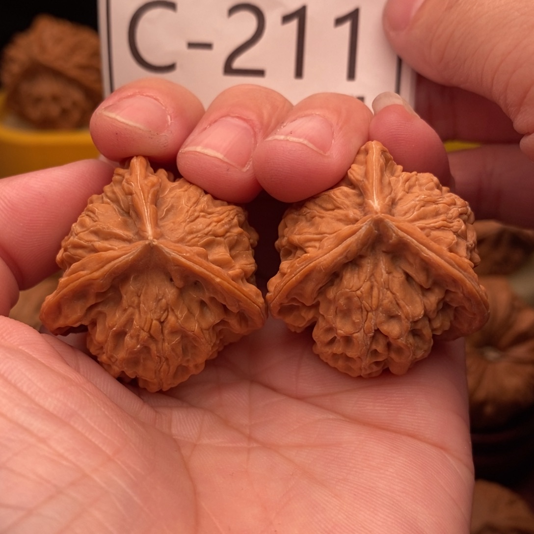 文玩核桃把件正奔35