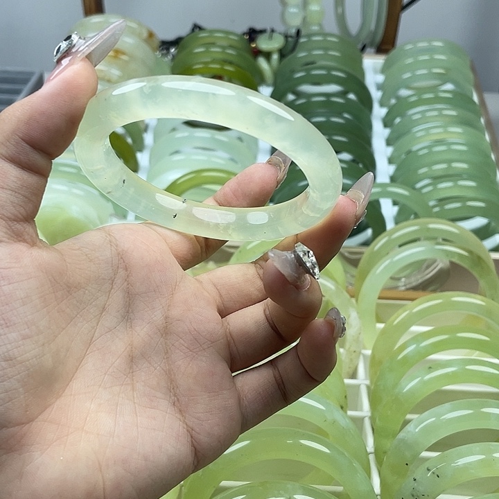 翠***花蛇纹石玉合金手镯