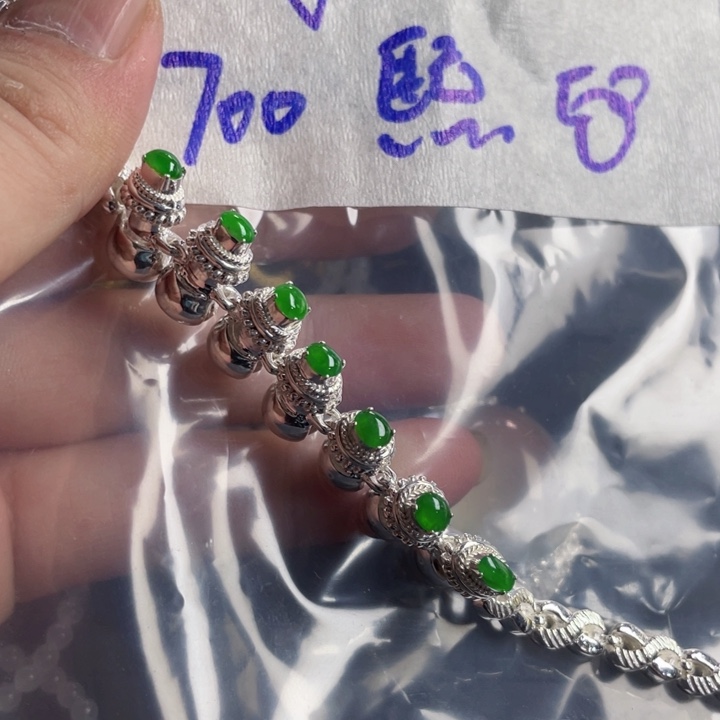 熙***馨定制翡翠未镶嵌定制翡翠