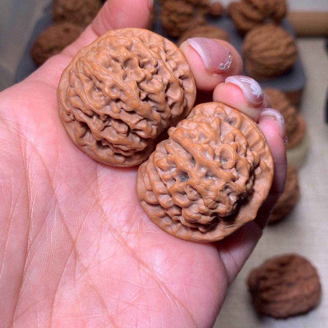 文玩核桃把件秦闷