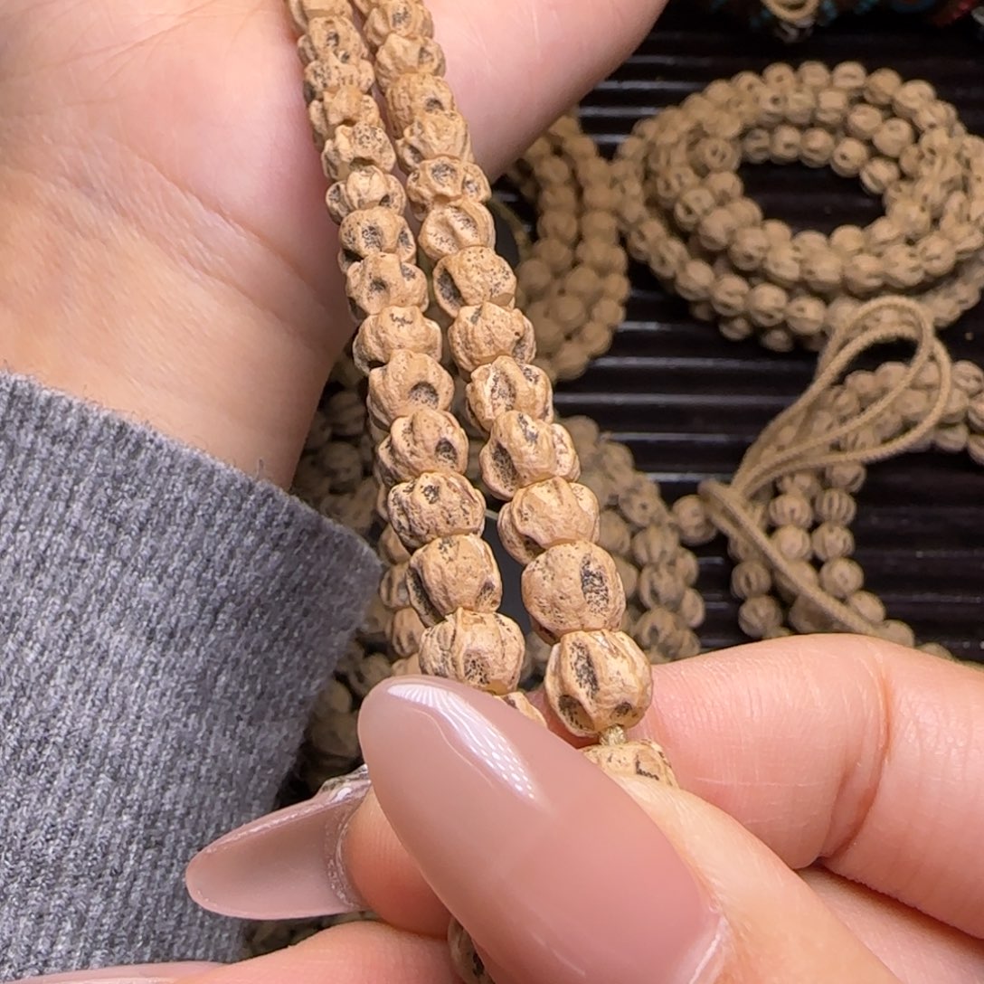 柏香籽/百香籽吊坠余****℡