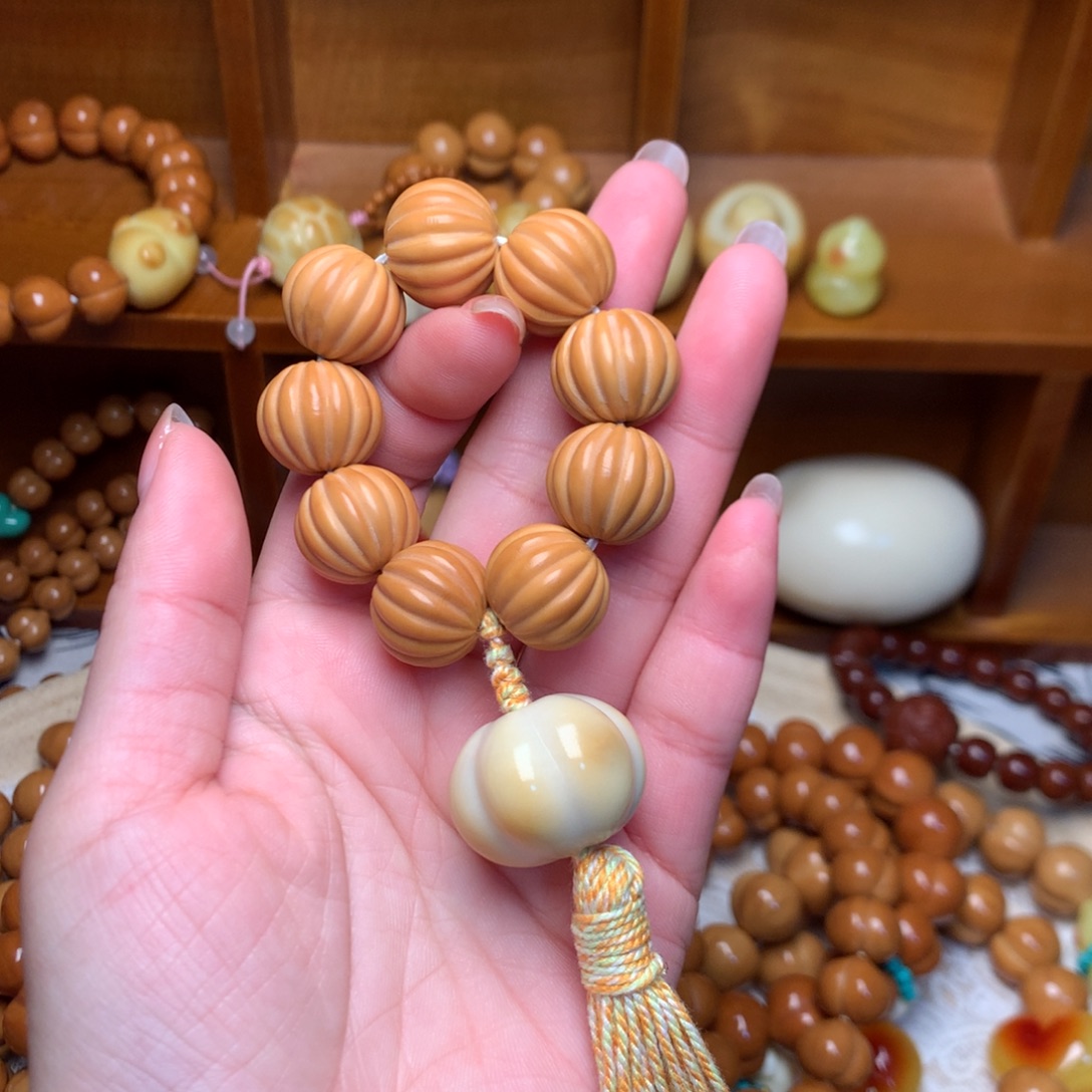 猴头核桃把件瓜珠手捻