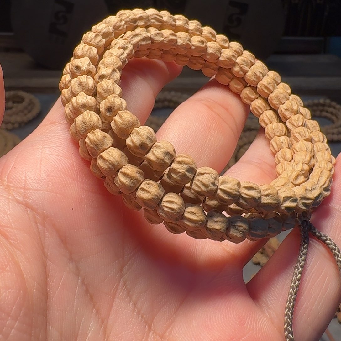 不***饭吊坠柏香籽/百香籽