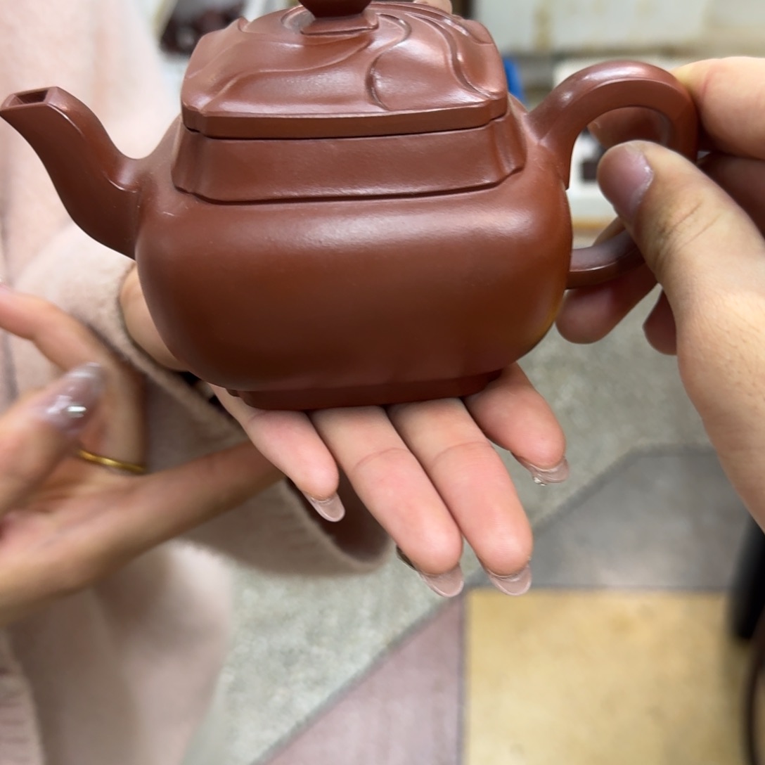 紫砂茶壶紫砂壶四方祥云300cc