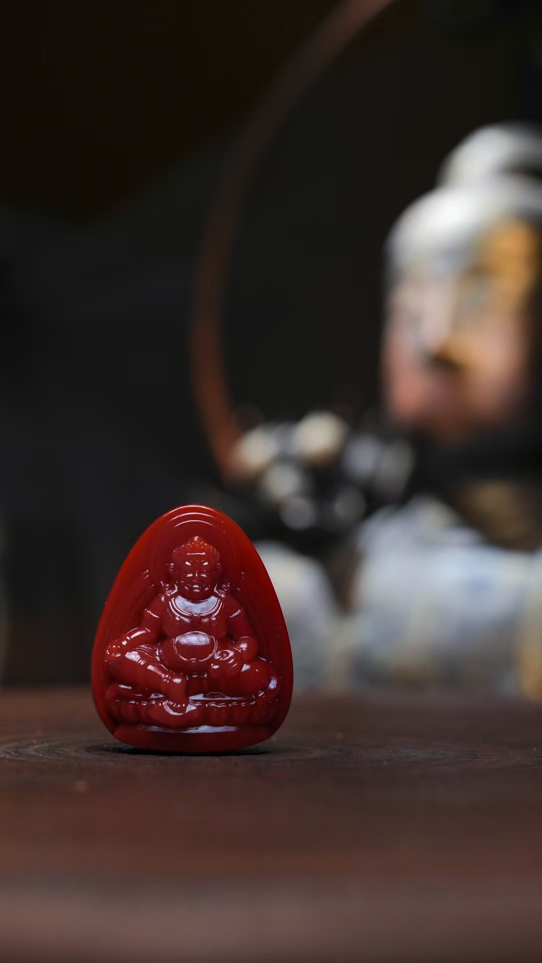 牛血南红黄财神吊坠定制打孔男士时尚挂坠双面红色手工