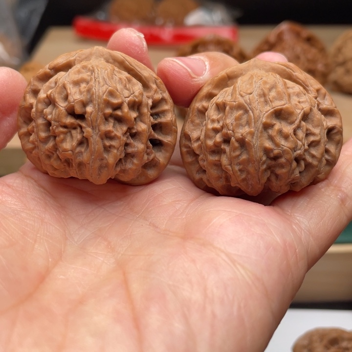 文玩核桃吊坠39全品红灯