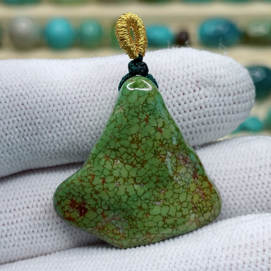 未镶嵌绿松石珠宝奇石