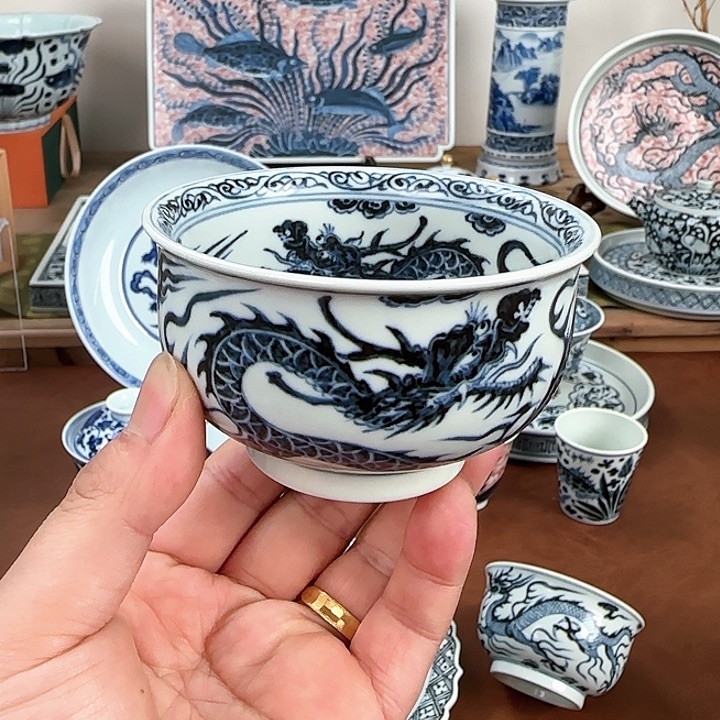 景德镇陶瓷主人杯子