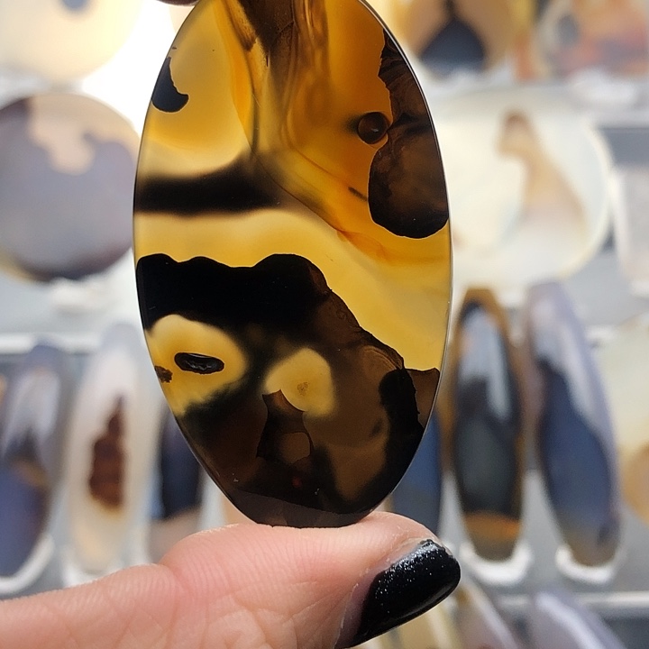 查罗石未镶嵌珠宝半成品131