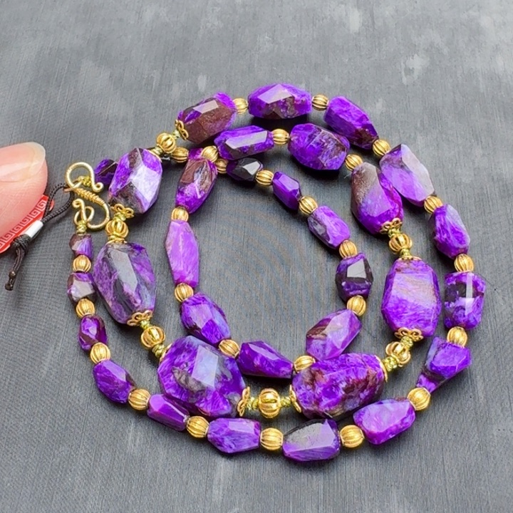 未镶嵌苏纪石（舒俱来）颈饰项链