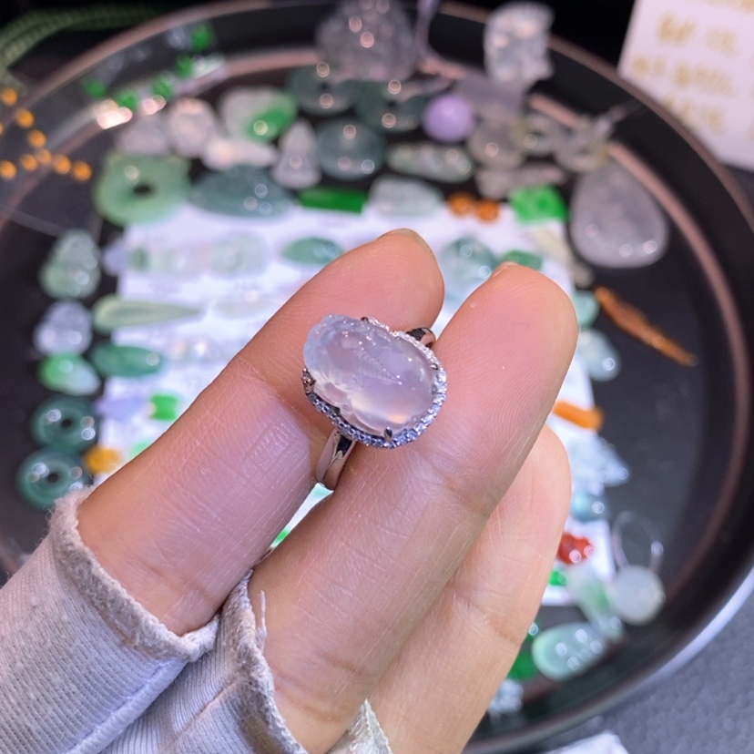 【闪购商品】翡翠挂件18K金镶嵌貔貅