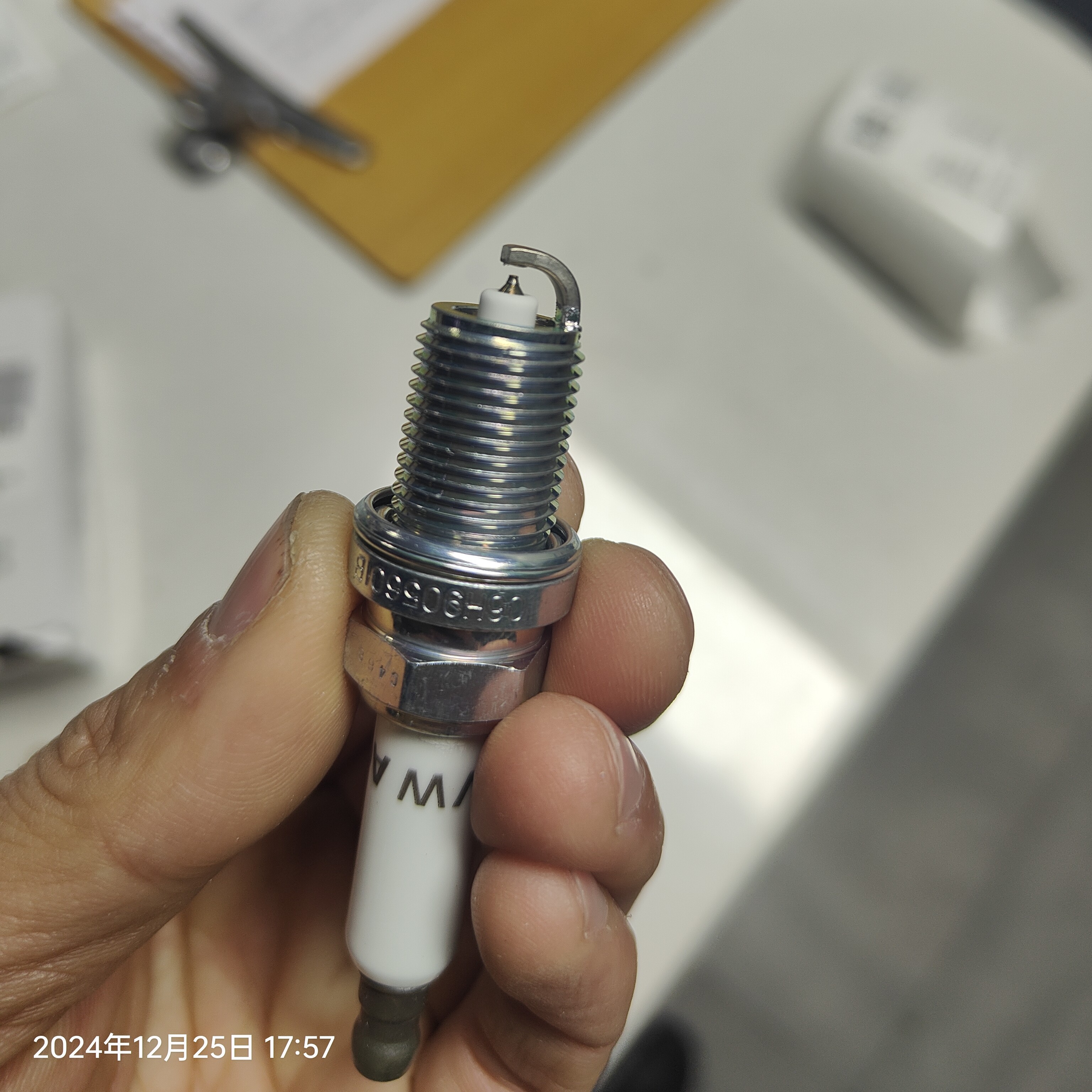 EA888二代1.8T2.0T火花塞，一支，上汽大众原厂，适用B7老途观老款CC