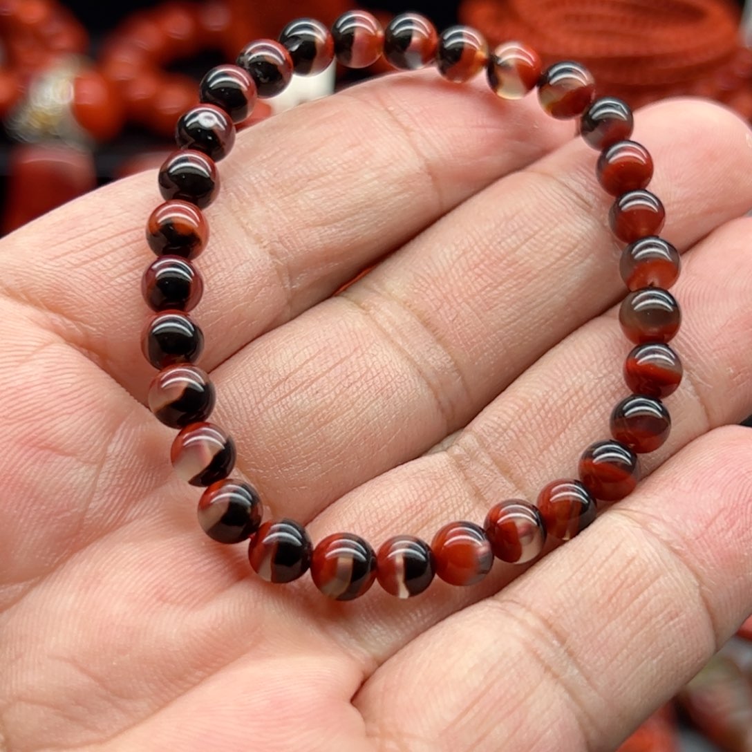 南红玛瑙配饰未镶嵌