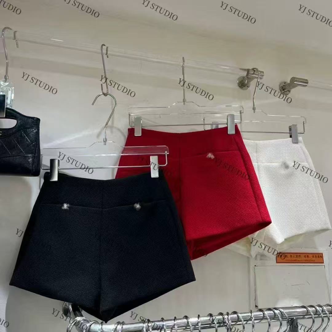 6953 小香毛呢包腰短裤