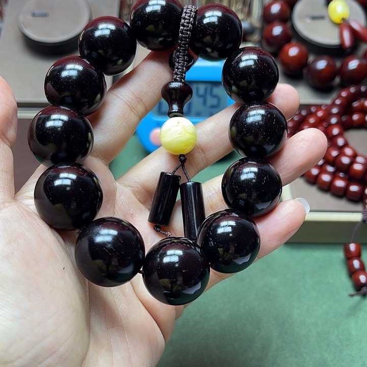凯***）木小叶紫檀手工艺