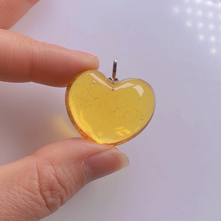 琥珀颈饰未镶嵌天然缅甸琥珀吊坠6.8克