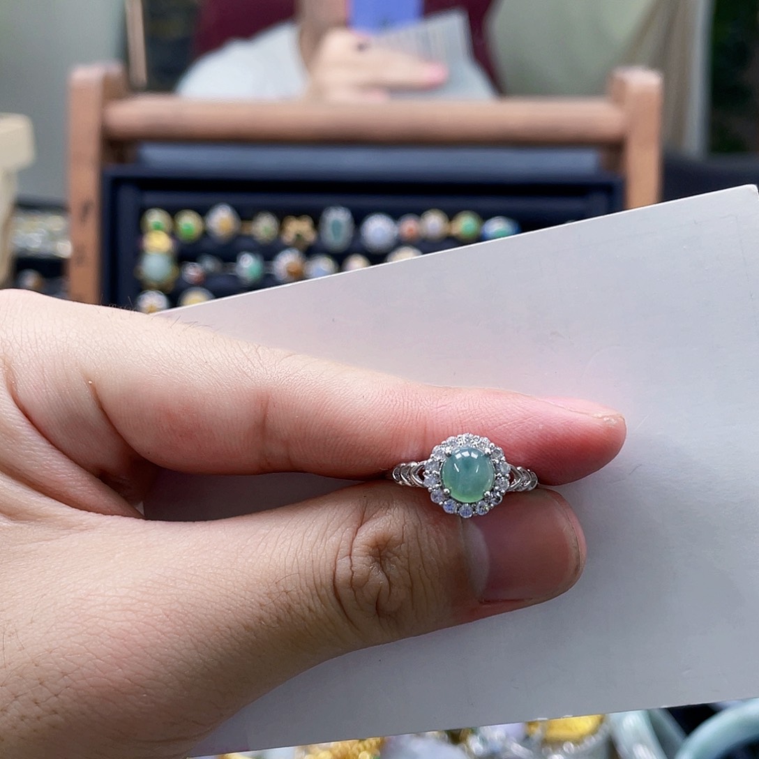 翡翠未镶嵌颈饰天然Ａ货翡翠