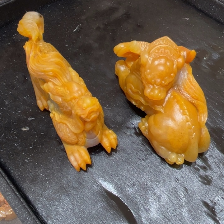 石英质玉（黄龙玉）未镶嵌摆件