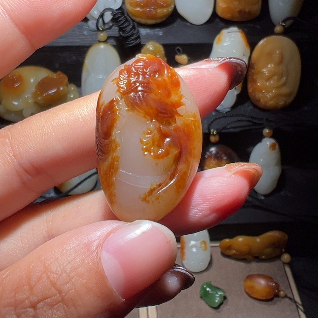 和田玉（糖玉）挂件未镶嵌零***度