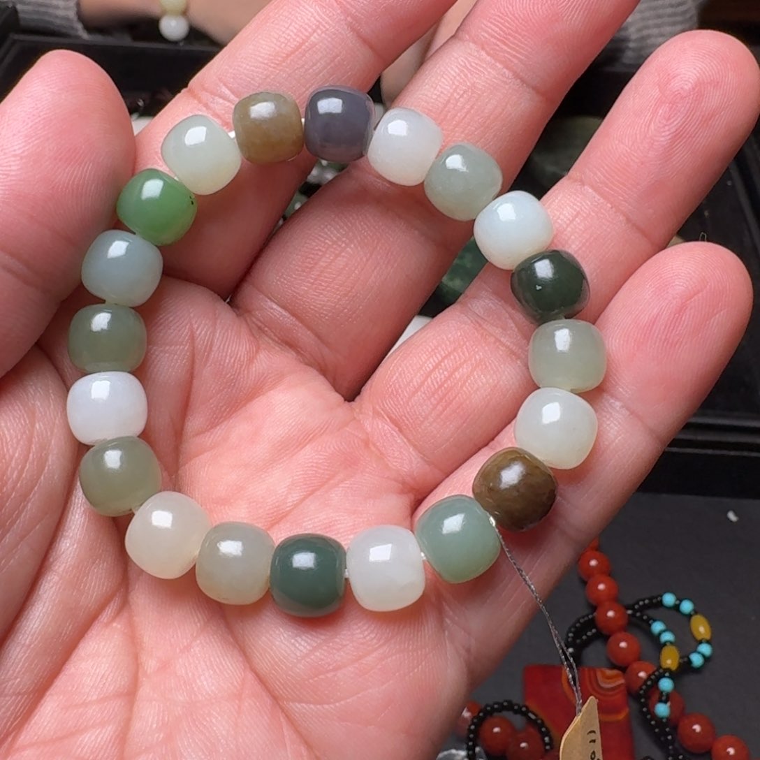 和田玉手链未镶嵌卡10老型