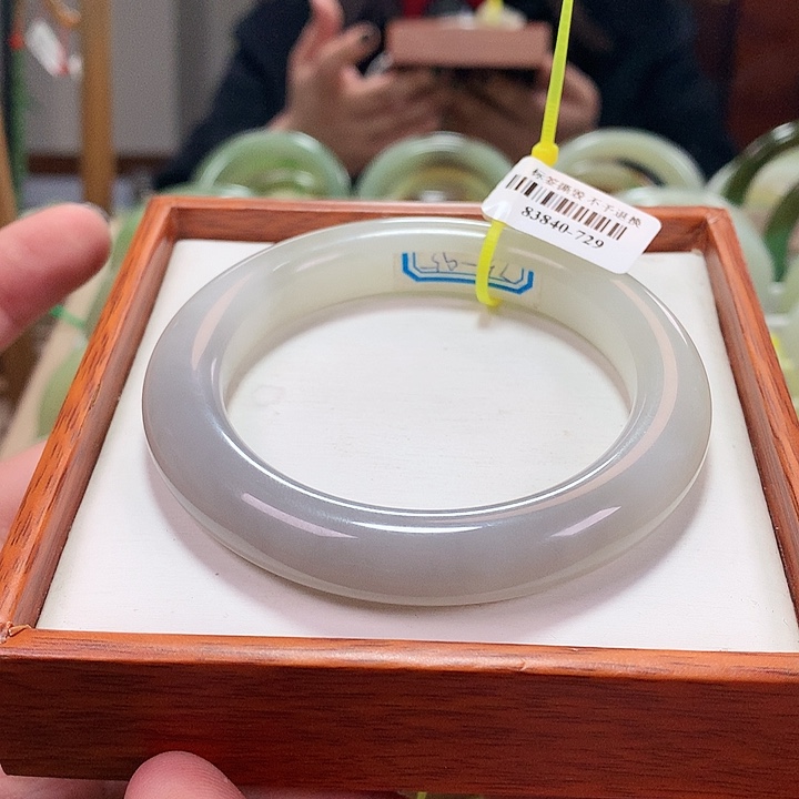 和田玉手镯未镶嵌57-58