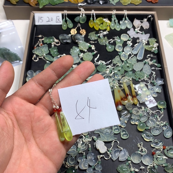 *****蛇纹石玉合金耳钉