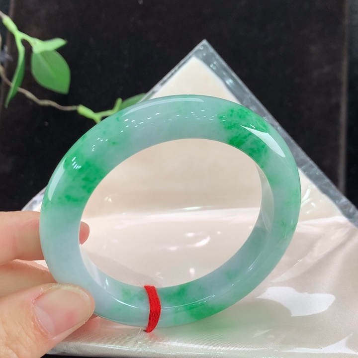 翡翠手镯未镶嵌111/1022