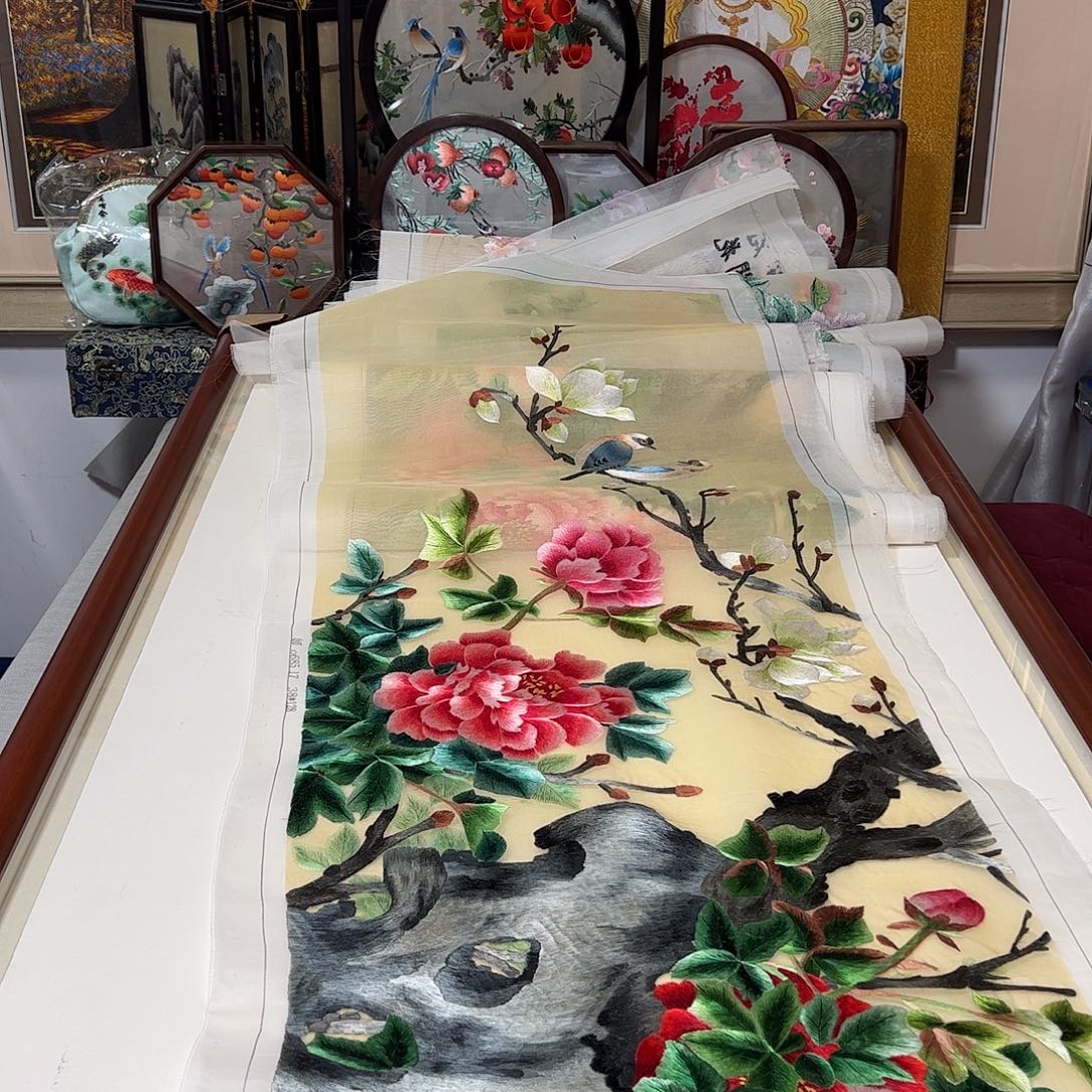 玥***儿刺绣纯手工刺绣画