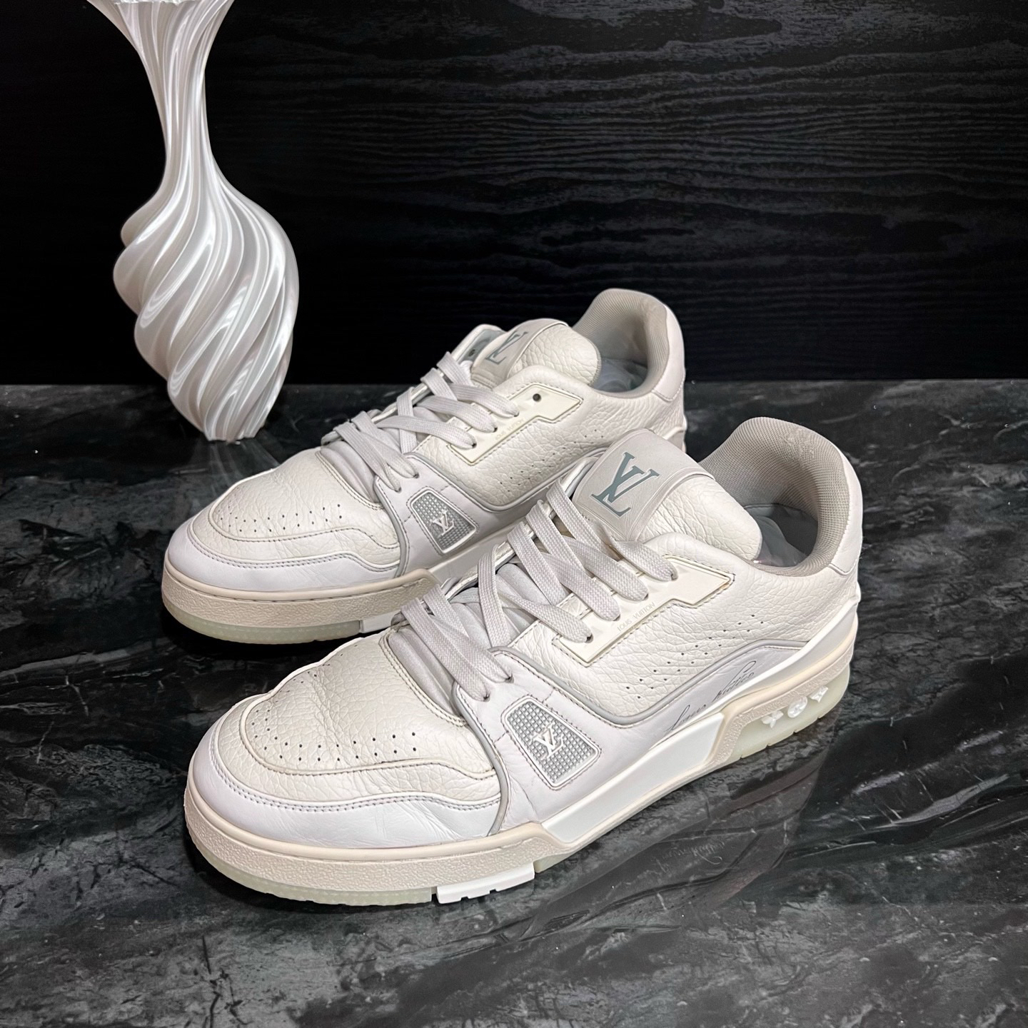 95新 LouisVuitton/路易威登 1997/41.5码/白水泥Trainer板鞋