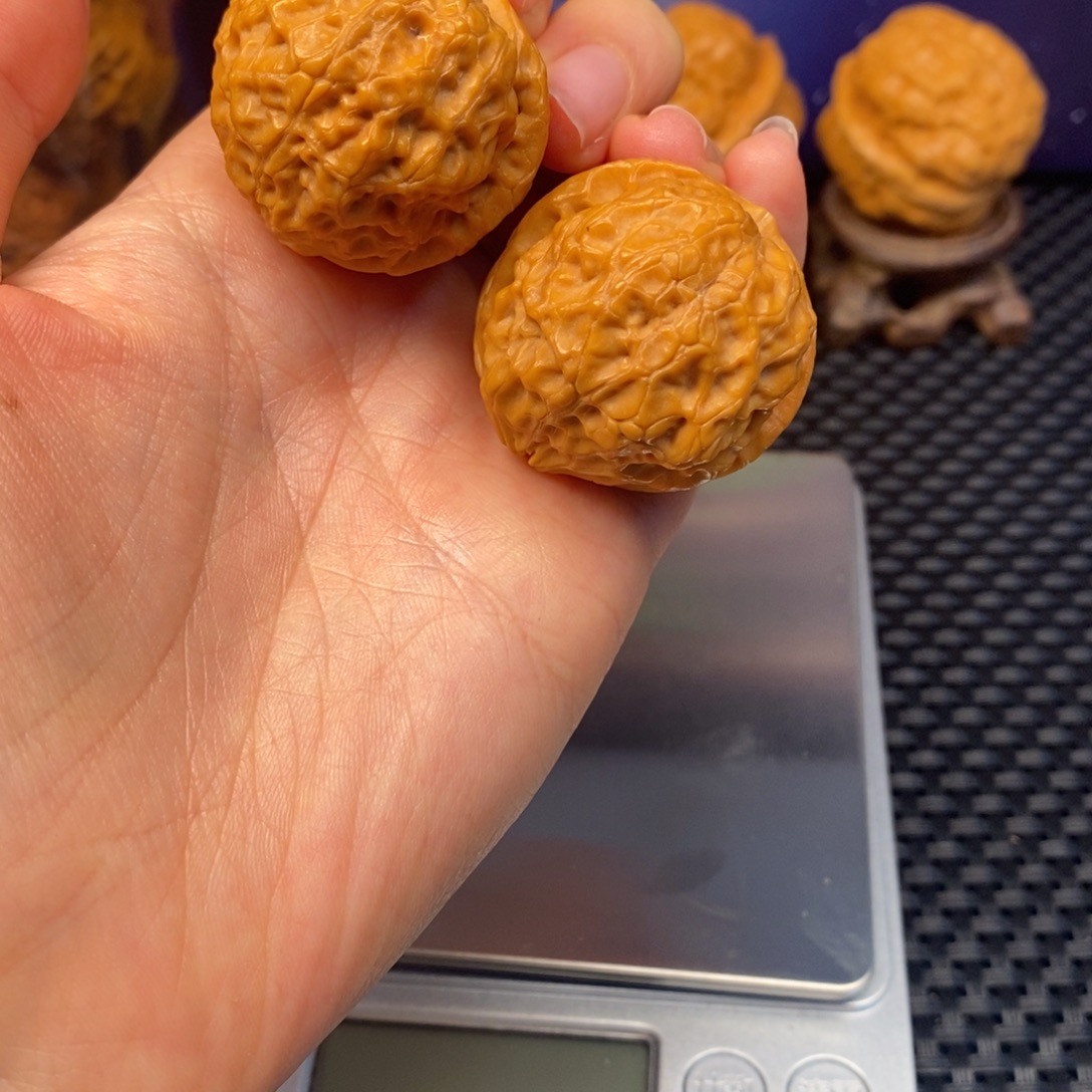 把件文玩核桃灯笼绣球36