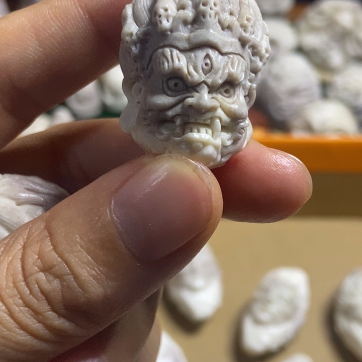 *****配饰鹿角雕刻一个出