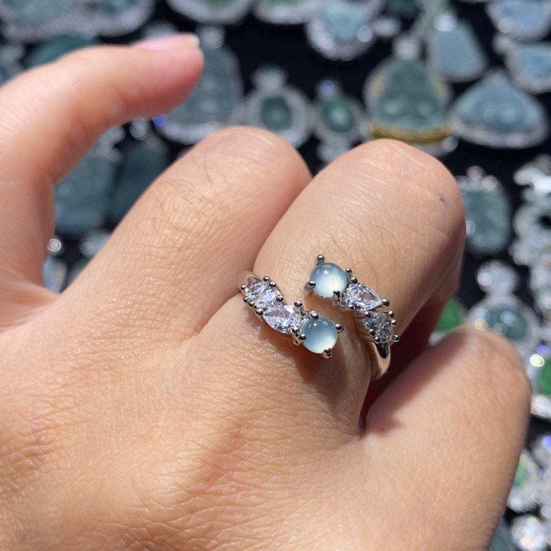 ²***】翡翠未镶嵌颈饰翡翠