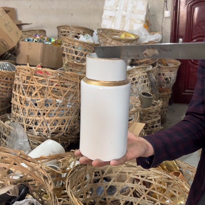 瓶高度22厘米口径8厘米微瑕捡漏摩擦