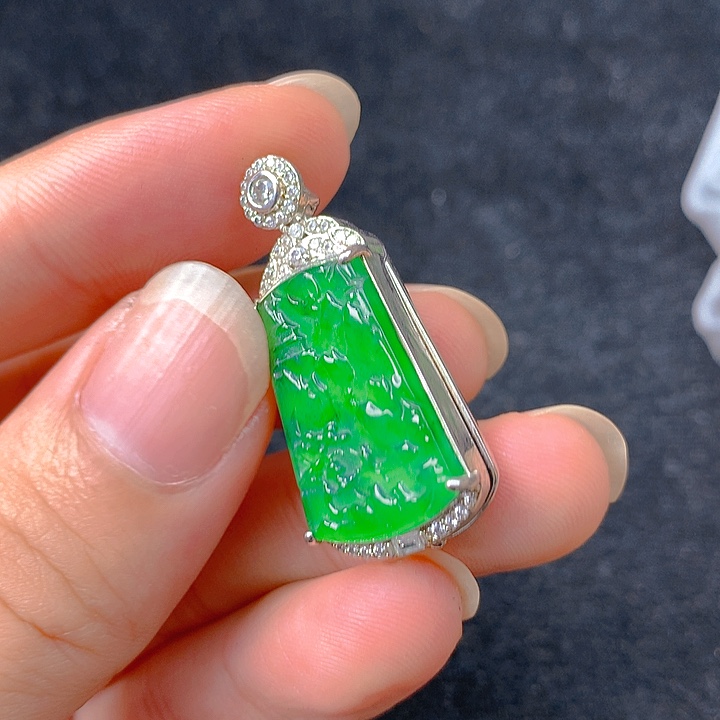 翡翠未镶嵌颈饰翡翠翡翠