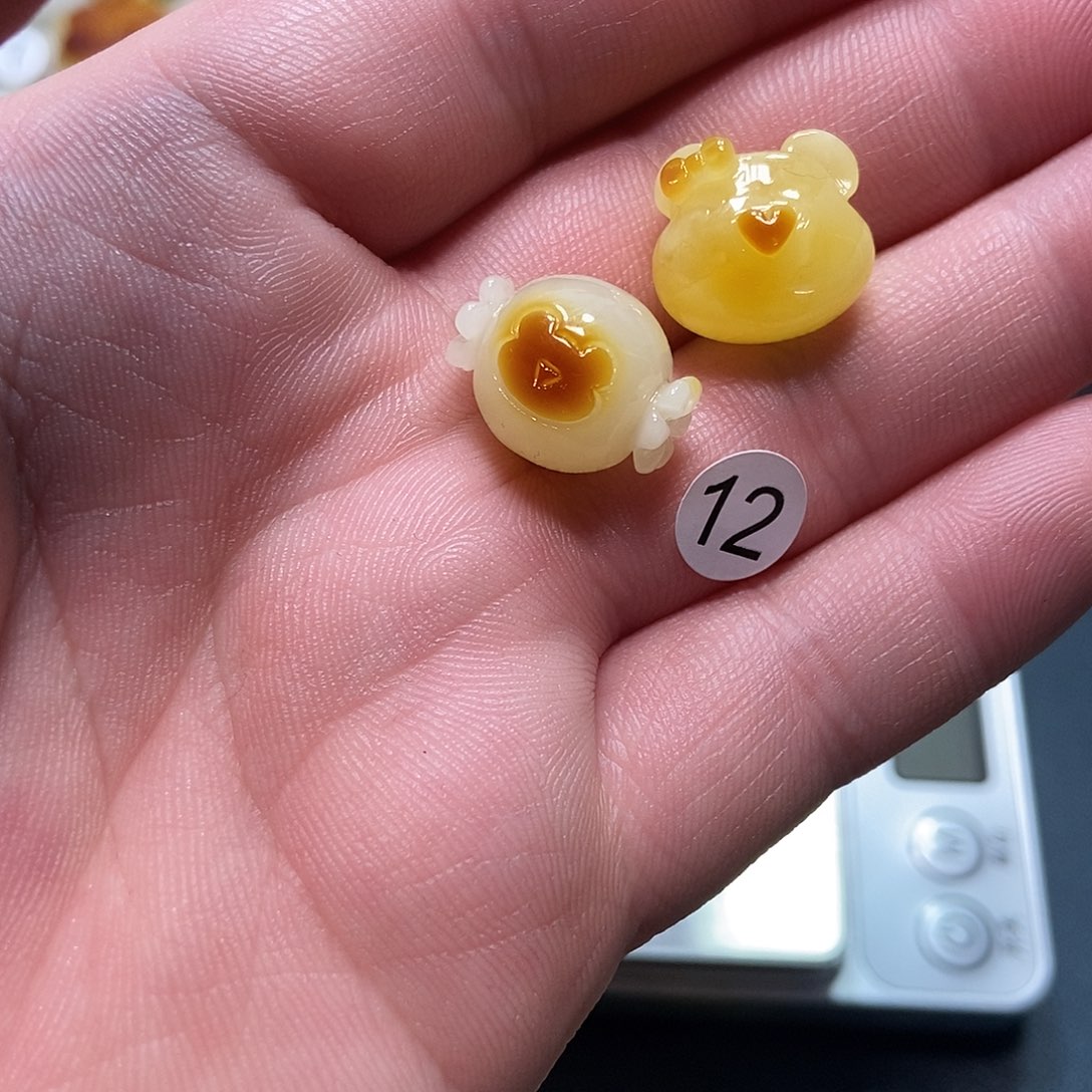 J****琥珀未镶嵌裸石天然琥珀蜜蜡吊坠