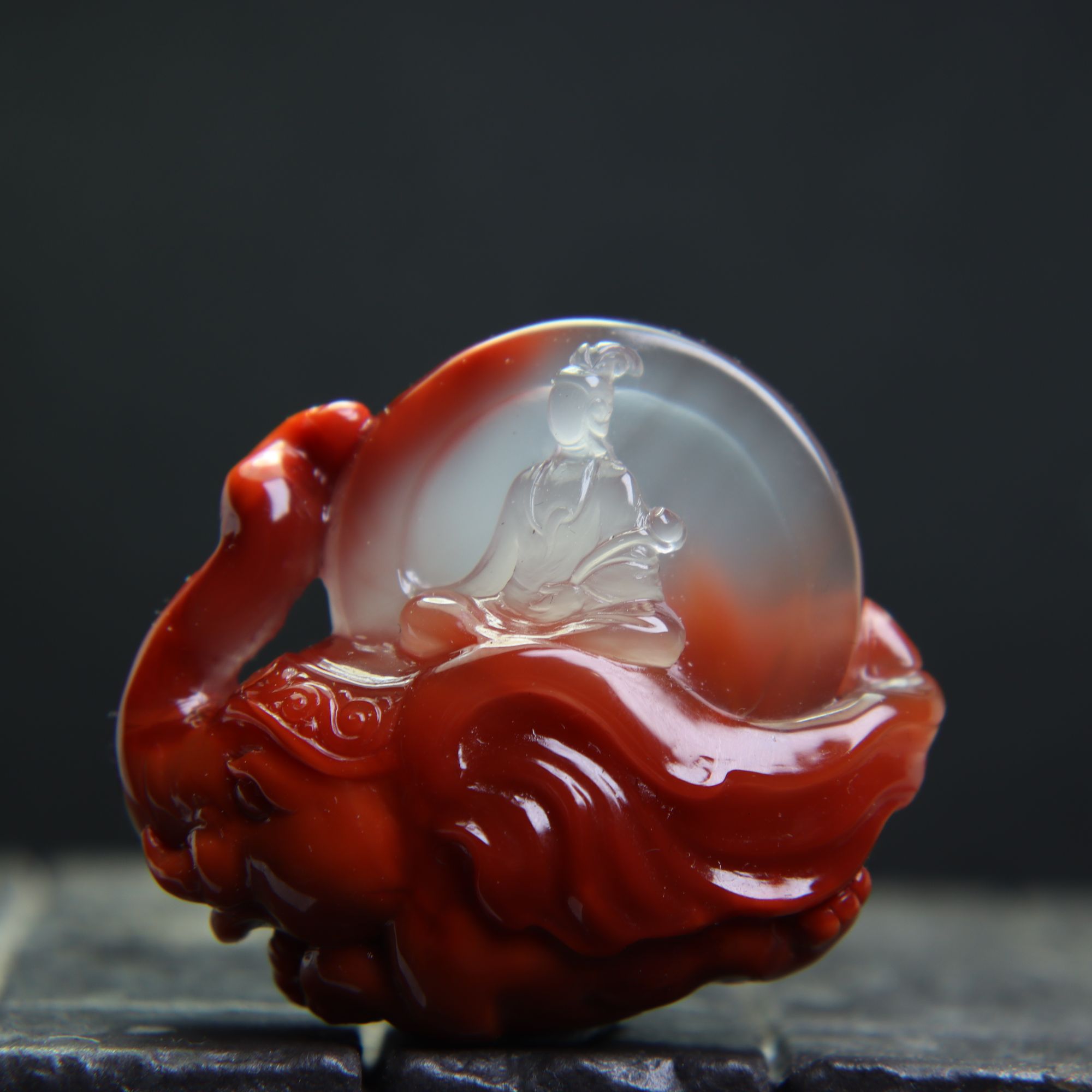 凉山南红龙蛇本命佛普贤骑象菩萨挂件