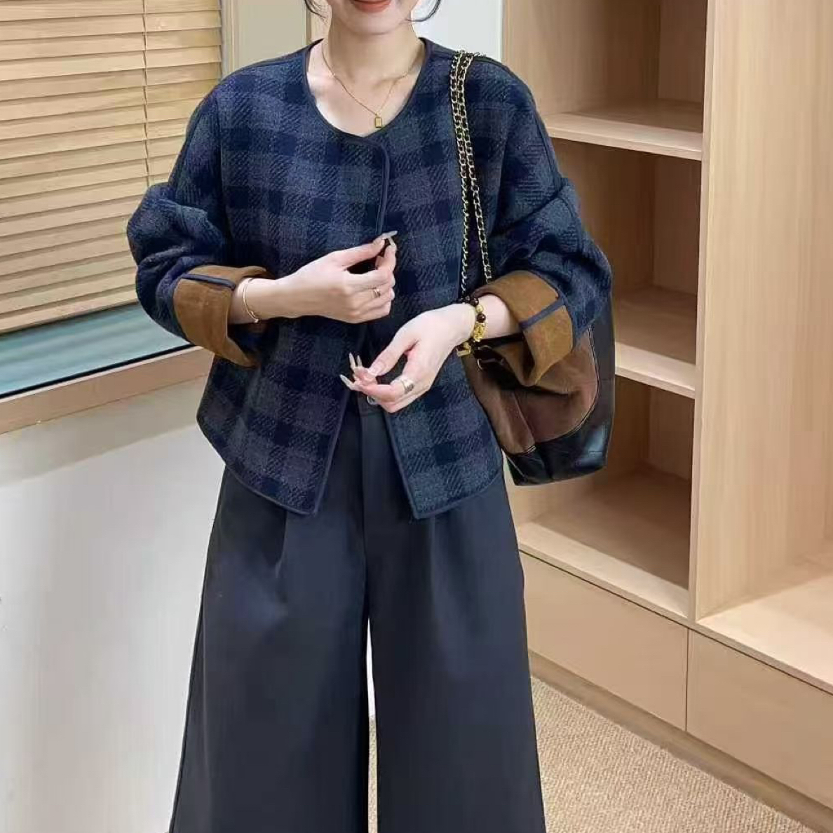 7926秋季时尚气质减龄大气格纹外套女