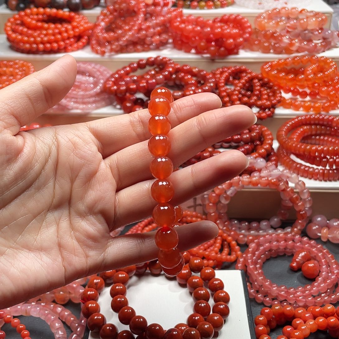 阿***代南红玛瑙未镶嵌手链