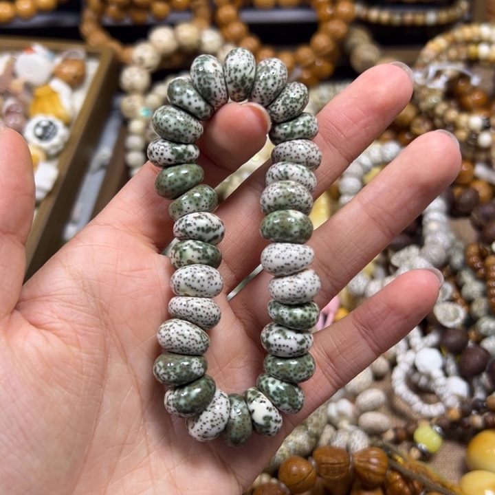 玄***卿吊坠菩提根/象牙果大肠一条