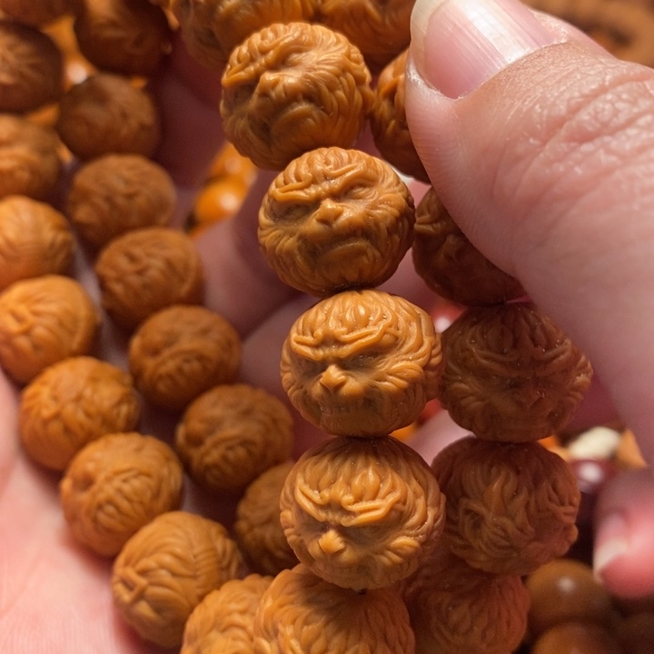 【闪购商品】猴头核桃手串华*！悟空