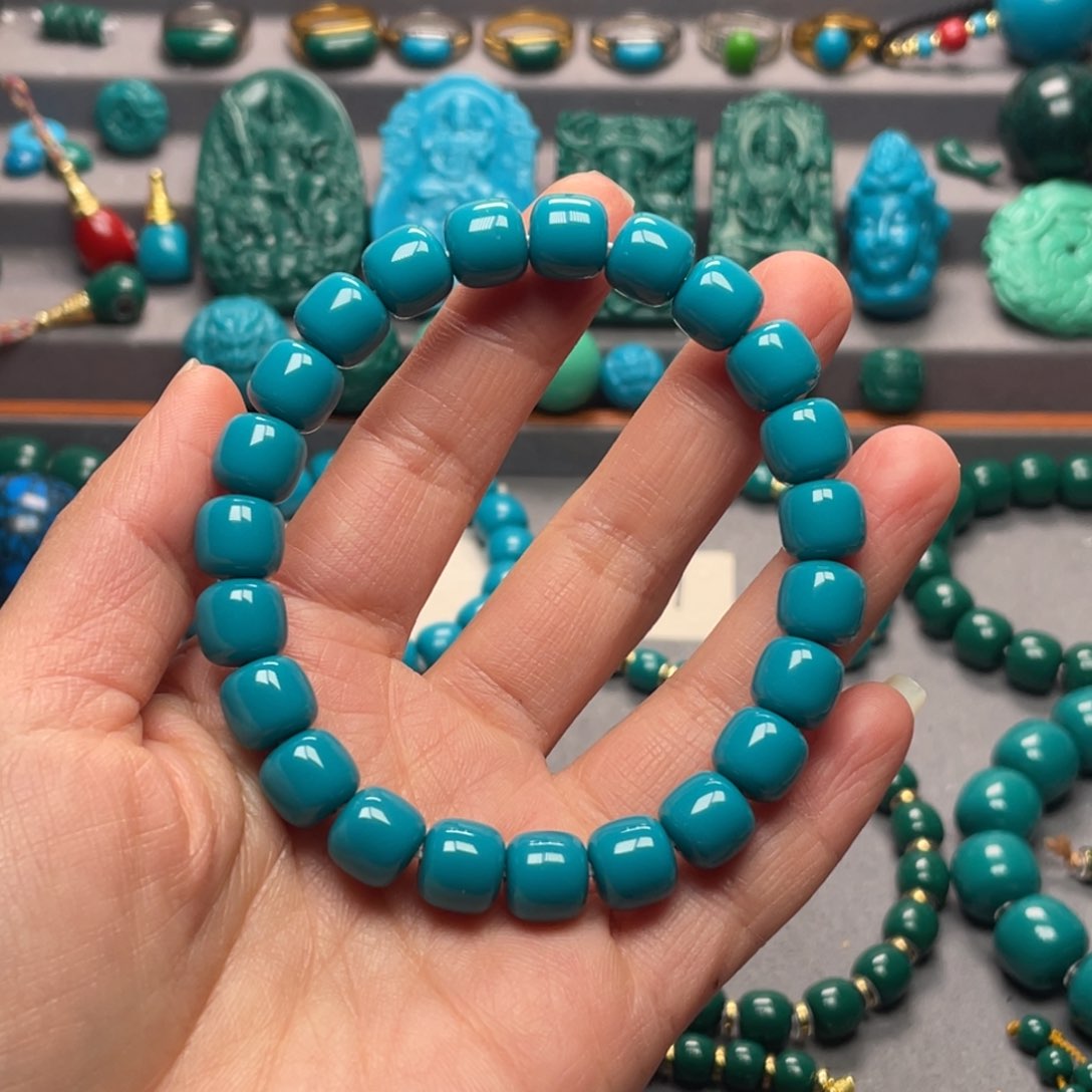 石材卡10天空蓝老型手串（微瑕）