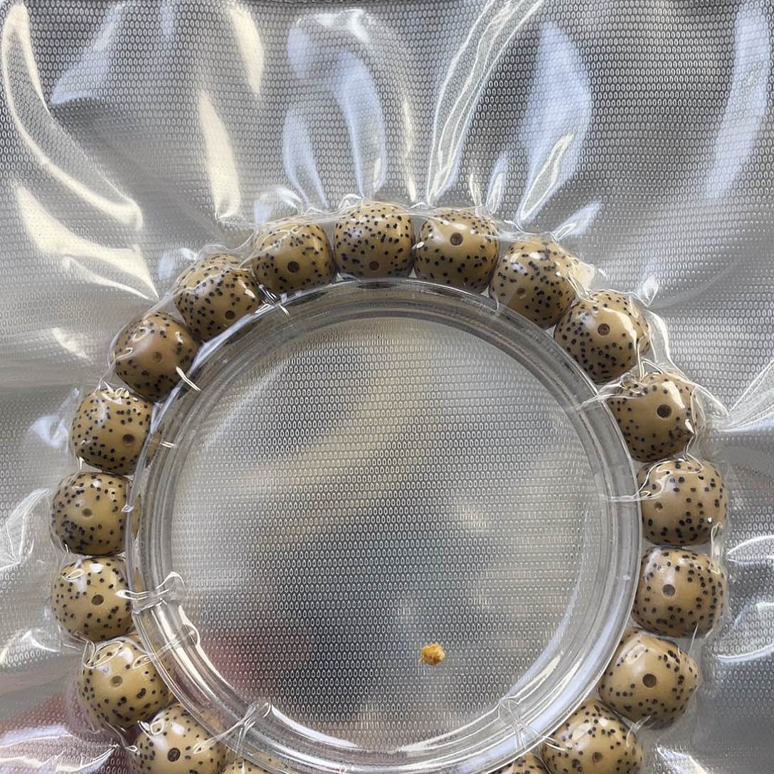 星月菩提手串原生态鸡油黄手串尺寸11