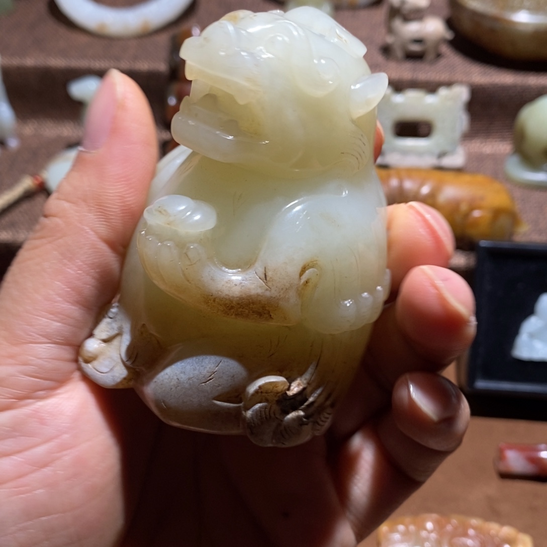 1***6和田玉未镶嵌颈饰