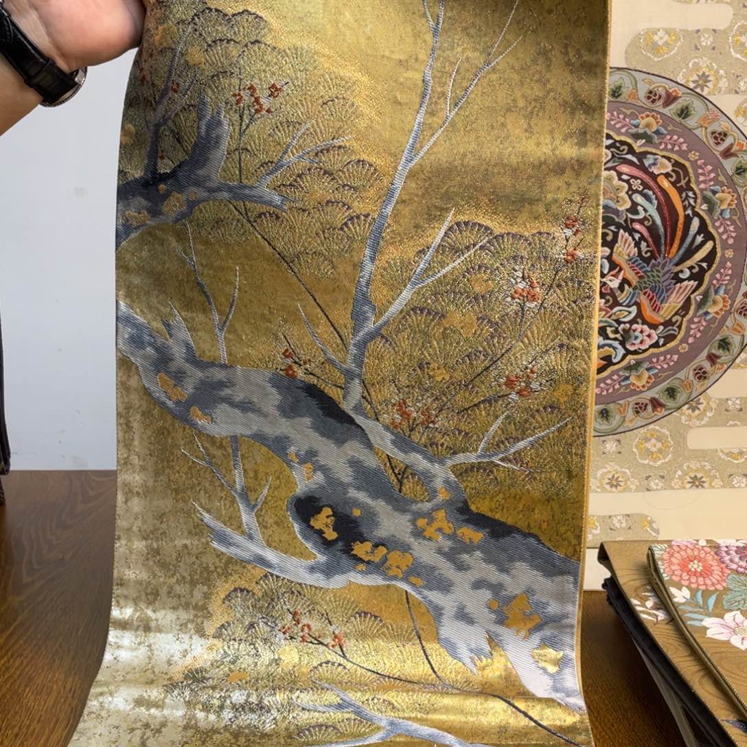 织绣喜*?织锦技艺超群