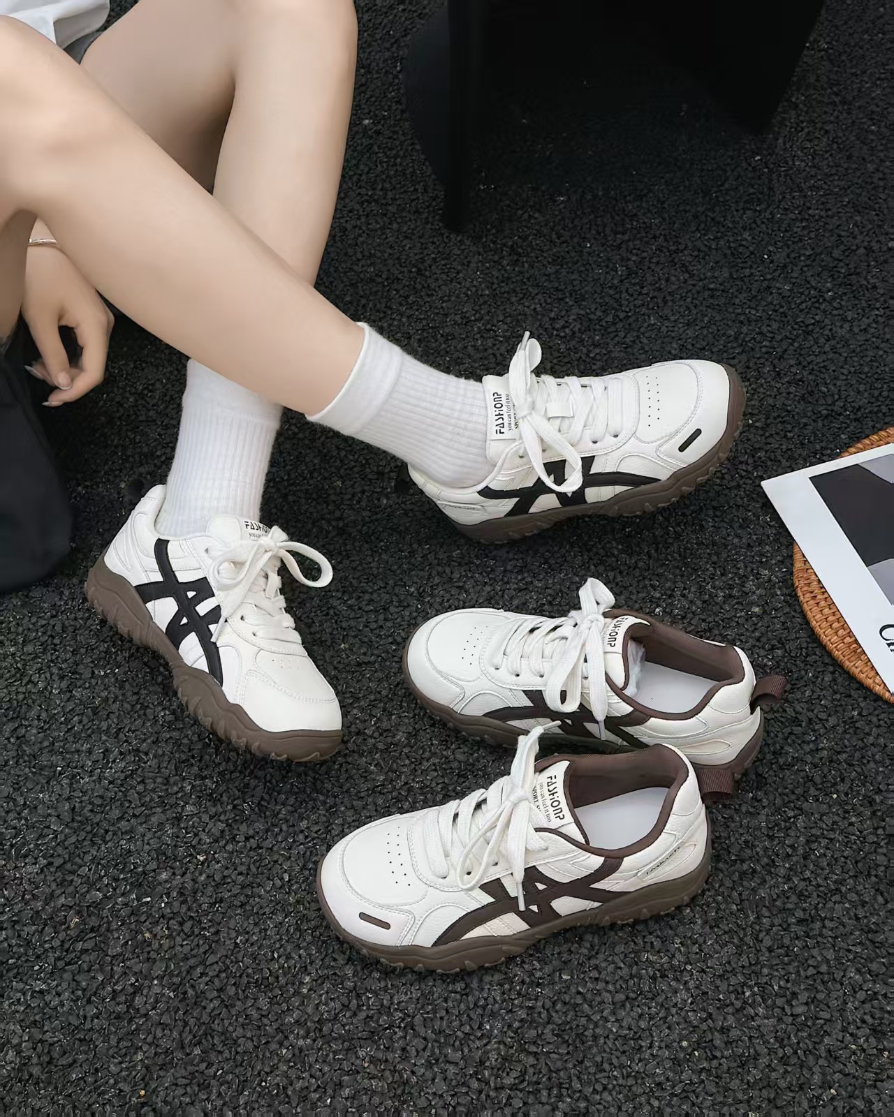 户外休闲运动鞋百搭舒适女鞋2025年秋季新款鞋子复古德迅鞋 1525