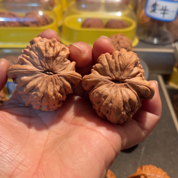 文玩核桃把件龙鼎47