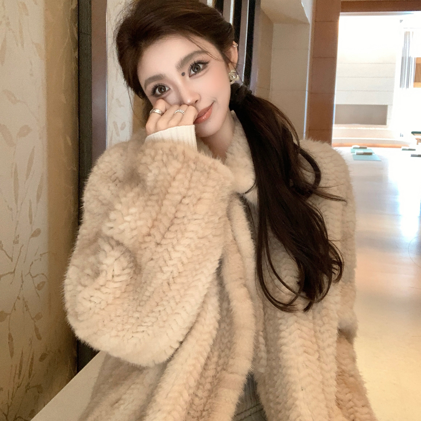 "冬日恋歌"芬兰进口皇冠级本色水貂 重工手工编织