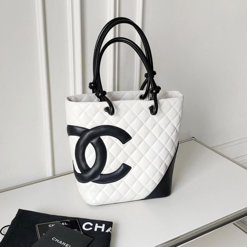 95新 Chanel/香奈儿 Azul-熊猫色牛皮康鹏菜篮子小号手提包52247