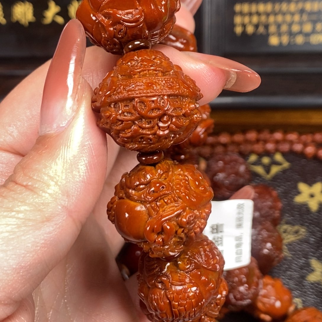 橄榄核吊坠吞金兽11111